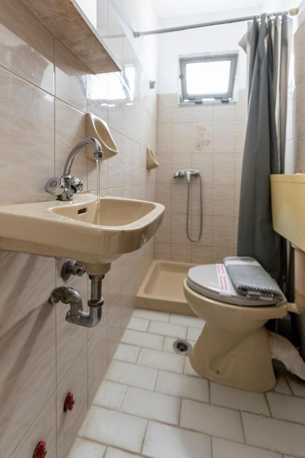 Roy Hotel Ateny Zewnętrze zdjęcie